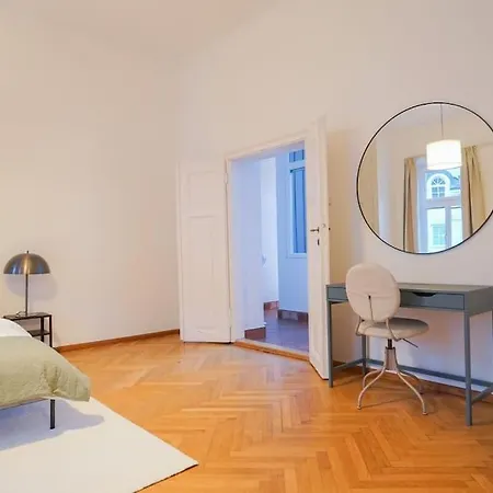 Appartement Biedermaier Charm In Moedling à Modling Extérieur photo