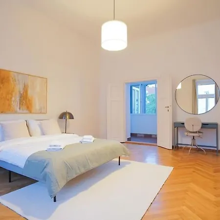 Appartement Biedermaier Charm In Moedling à Modling Extérieur photo